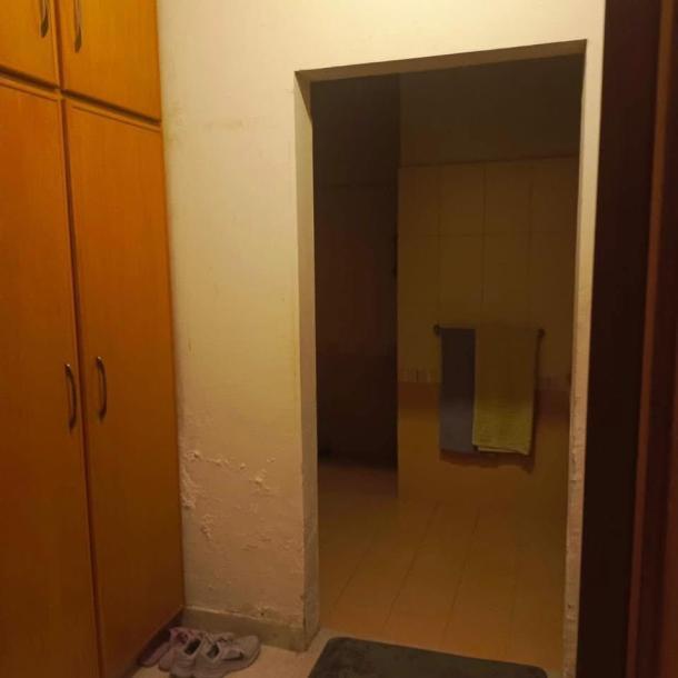 Affordable Price 10 Marla Fully Furnished Lower Portion Available For Rent-5