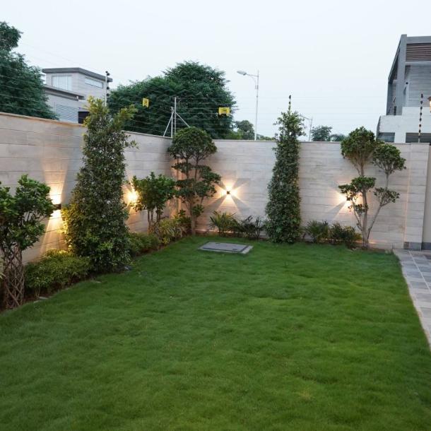 Luxurious 1 Kanal New House Available For Rent In DHA Lahore Phase-4
