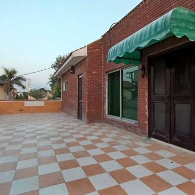 DHA Phase 1 Best Location 1 Kanal House Available For Sale I