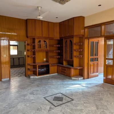 Beautiful 1 Kanal Upper Portion Available For Rent In DHA Phase 1