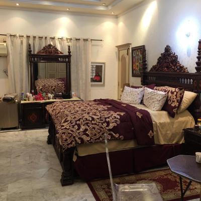 1 Kanal Beautiful House Available For Rent In DHA Lahore Phase 4 Block GG