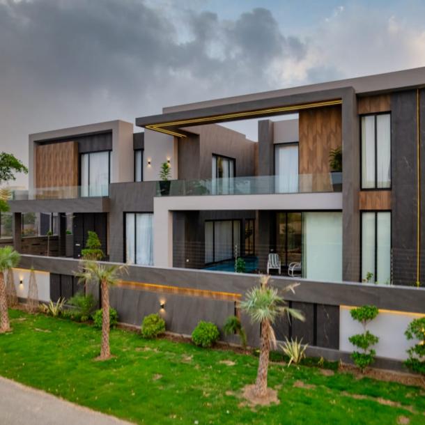 Luxurious 2 Kanal Fully Furnished House Available For Sale In DHA Lahore Phase 6-4