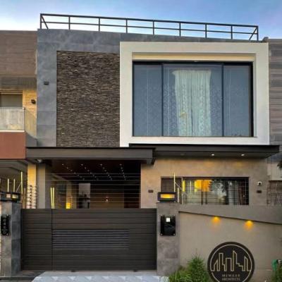 Fully Furnished Beautiful 5 Marla House Available For Rent In DHA Lahore Phase 6-1