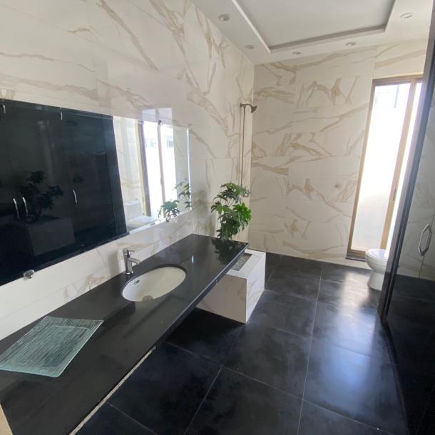 Beautiful 1 Kanal House Availabel For Rent In DHA Lahore Phase 8-20