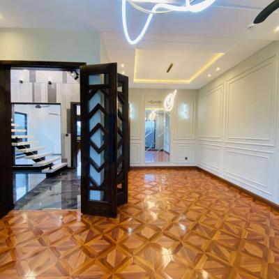 Luxurious 10 Marla House Available For Sale In DHA Lahore Phase 7