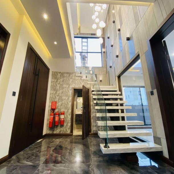 Beautiful Luxurious 10 Marla House Available For Sale In DHA Lahore Phase 7-22