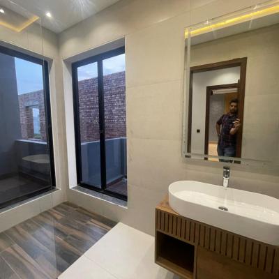 Luxurious 10 Marla House Availbale For Sale In DHA Lahore Phase 7-13