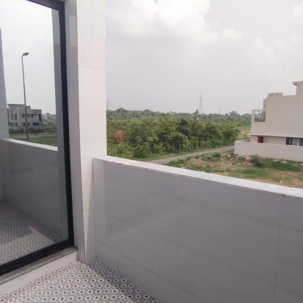 Beautifully Design 10 Marla House For Sale in DHA Phase 7 Lahore Pakistan-14