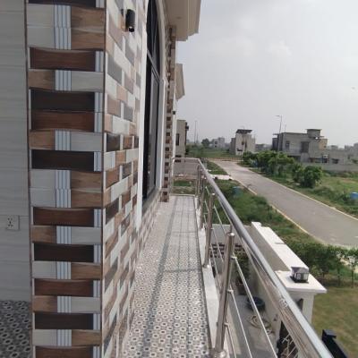 10 Marla House Available For Sale In DHA Phase 7 Lahore Pakistan