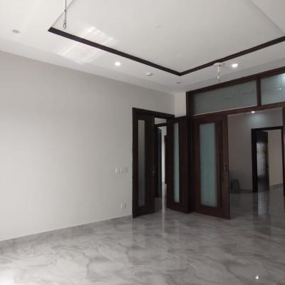 10 Marla House Available For Sale In DHA Phase 7 Lahore Pakistan