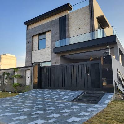 Beautiful New 10 Marla House For Sale in DHA Phase 7 Lahore-2
