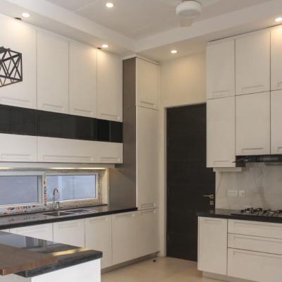 1 Kanal Beautiful House Availabel For Sale In DHA Lahore Phase 7