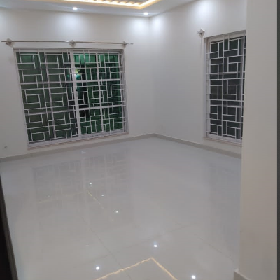 Corner 11 Marla Beautiful Upper Portion Available For Rent In Bahria Town Rawalpindi