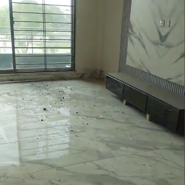 Low Price 1 Kanal Upper Portion Available For Rent In DHA Lahore-2