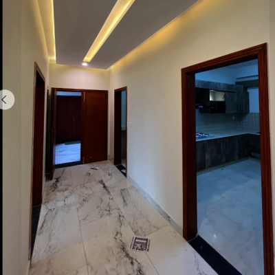 Brand new 12 Marla Apartment Available For Rent In Askari 10