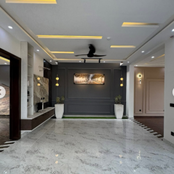 Modern Design 10 Marla House Available For Sale In DHA Lahore-4