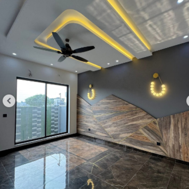 Modern Design 10 Marla House Available For Sale In DHA Lahore-6