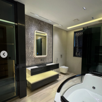 Beautiful Brand New Flat Available For Rent In Askari 10