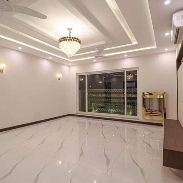 3 Bedroom 1 Kanal Top Location Upper Portion For Rent In DHA Lahore Phase 1-2