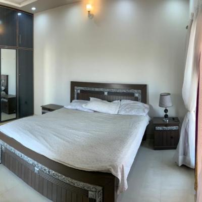 Low Price 1 Kanal House Available For Sale In DHA Lahore Phase 4