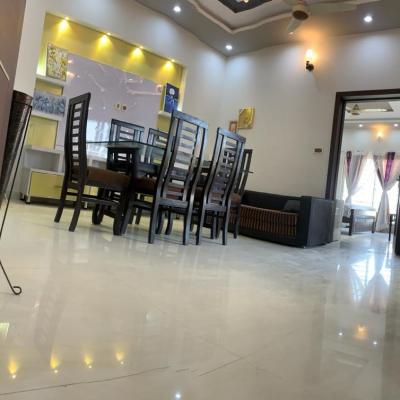 Low Price 1 Kanal House Available For Sale In DHA Lahore Phase 4