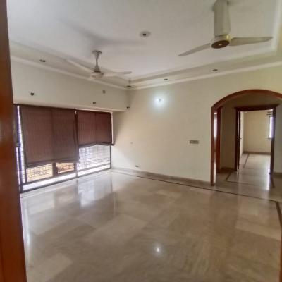 Peaceful Place 1 Kanal Non Furnished Upper Portion Available For Rent In DHA Lahore Phase 3 Block X