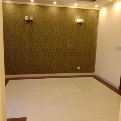 Beautiful 1 Kanal Used House Available For Sale In DHA Lahore Phase 3 Block Z