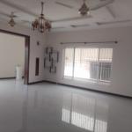 Ideal Location 10 Marla Apartment Available For Rent In Askari 11 Sector B