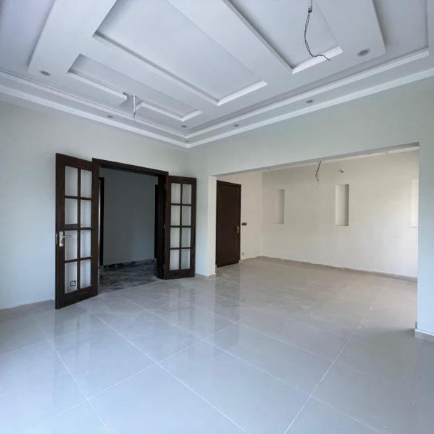 Ideal Location Beautiful 3 Bedroom Apartment Available For Rent In Askari 11-2