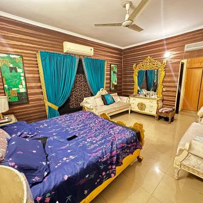 Luxurious 5 Bedrooms 1 Kanal House Available For Rent In Askari 10