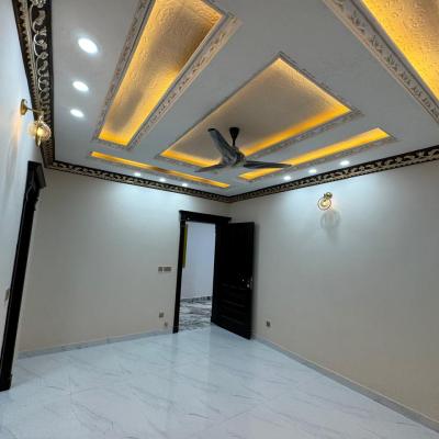 7 Bedrooms With Attached Bathrooms 1 Kanal House Available For Sale In Bahria Enclave Bahria Town Islamabad