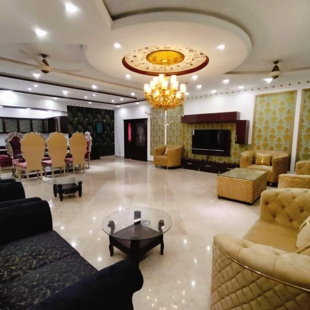 Beautiful Fully Furnished 1 Kanal Modern Bungalow Available For Sale In DHA Lahore Phase 3-5