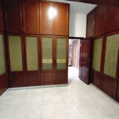 DHA Phase 8 Luxury 5 Kanal House Available For Rent