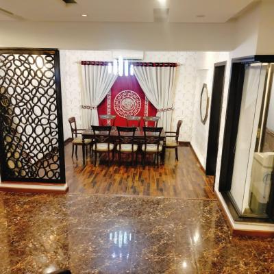 DHA Phase 8 Luxury 5 Kanal House Available For Rent