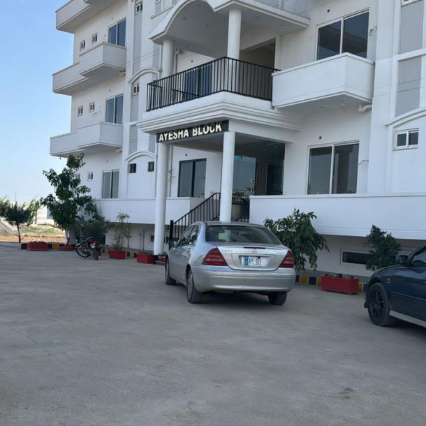 2 Bedrooms Apartment Available For Sale In The Heart Of Twin City DHA Phase 3-2