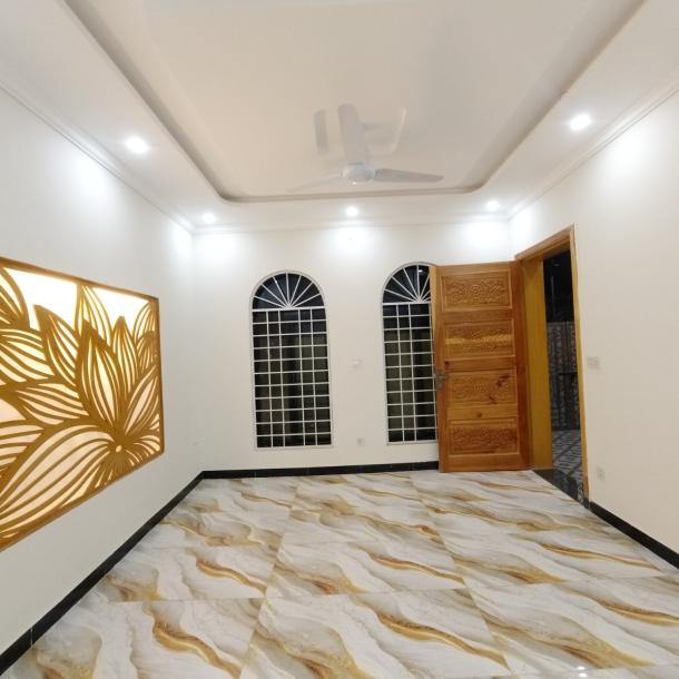 Luxurious 5 Marla House Available For Sale In B-17 Islamabad-4