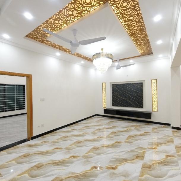 Luxury 10 Marla House Is Available For Sale In Islamabad B-17 Block C1-3