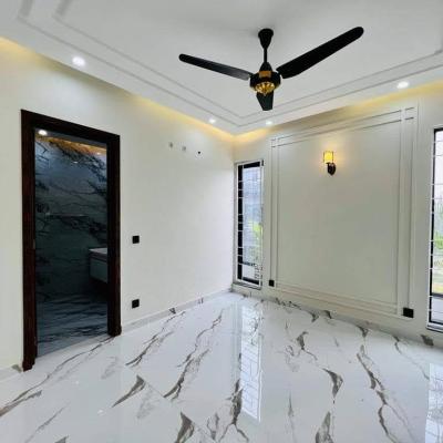 Luxury 1 Kanal Full House Available For Rent In DHA Lahore Phase 6