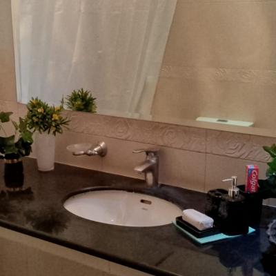 DHA Phase 4 Beautiful 1 Kanal Prime Location Used House Available For Sale In DHA Lahore Phase 4