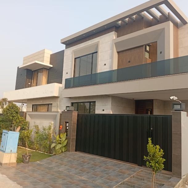 10 Marla House For Sale In DHA Phase 6 Lahore.-32