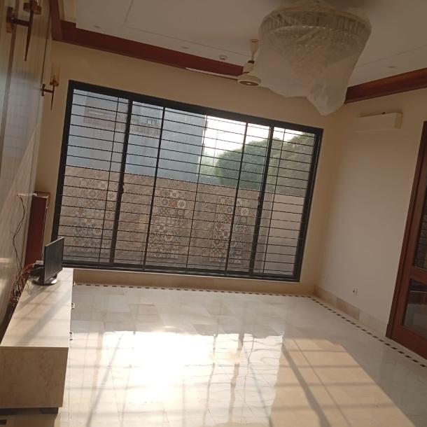 10 Marla House For Sale In DHA Phase 6 Lahore.-5