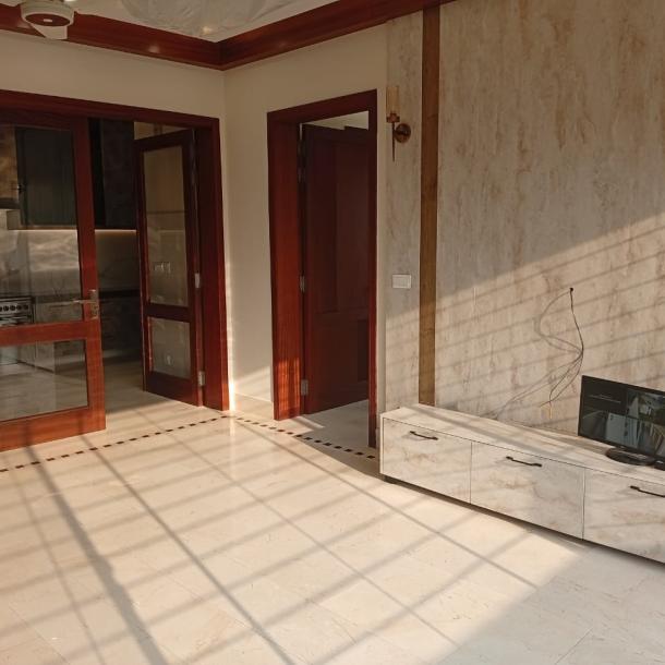 10 Marla House For Sale In DHA Phase 6 Lahore.-4