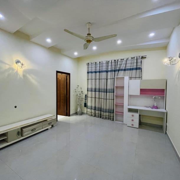 Modern 1 Kanal Corner House For Rent In DHA Phase 6-1