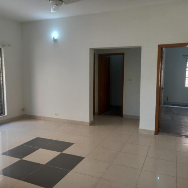 10 Marla double-storey house located in the secure and serene community of Askari 11, Sector A.-7