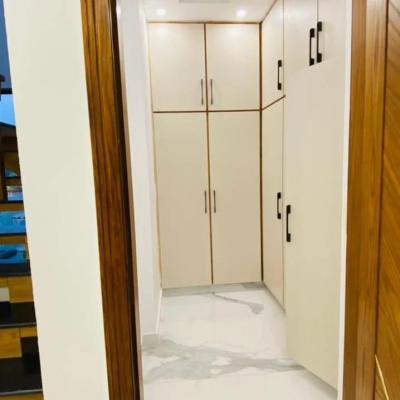 For Rent: Modern 5 Marla House Main Road Facing, 9 Town DHA Lahore