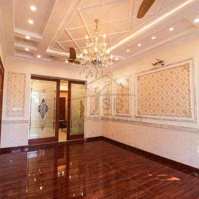 10 Marla Brand New Spanish House Available For sale in DHA phase 8 Lahore