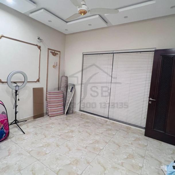 10 Marla House for Sale in DHA Phase 7 Lahore | Full Basement + Fully Furnished-9