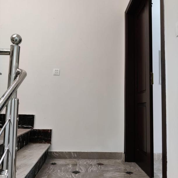 5 Marla 2nd floor available for rent in Dream gardens phase 2-2