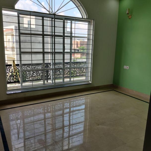 5 Marla 2nd floor available for rent in Dream gardens phase 2-6