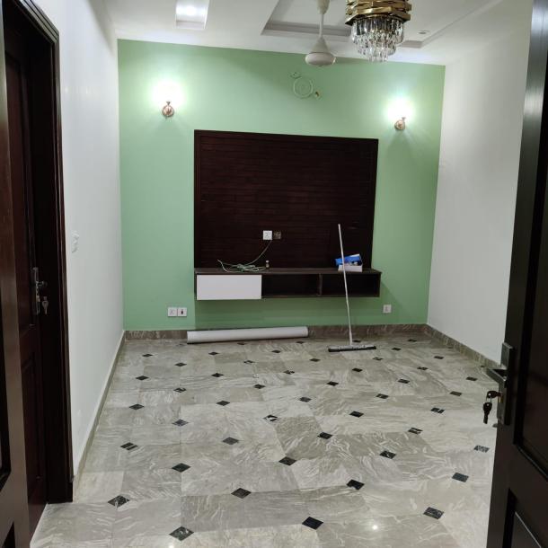 5 Marla 2nd floor available for rent in Dream gardens phase 2-3